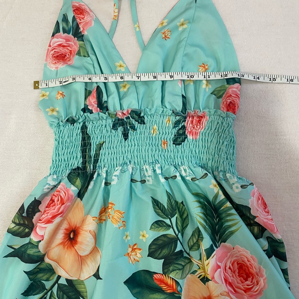 Elegant Floral Maxi Dress in Teal - Picture 9 of 11